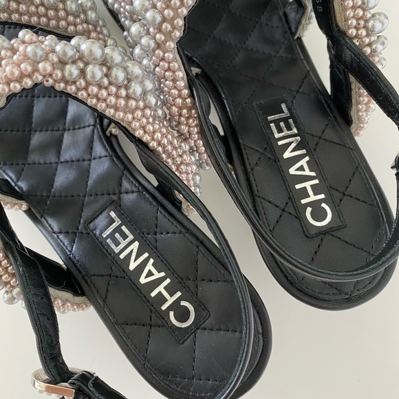 Chanel shoes - Picture 7 of 12